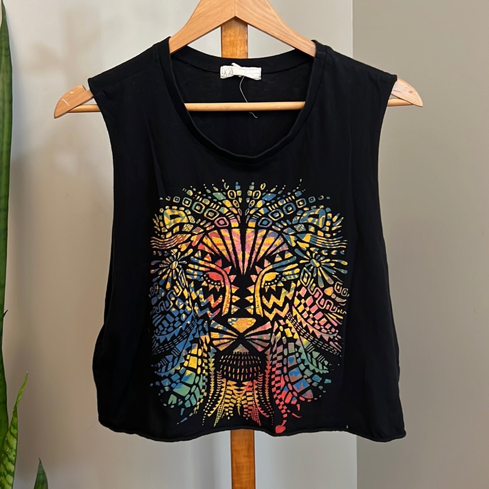 Lion King cropped tank top - size medium